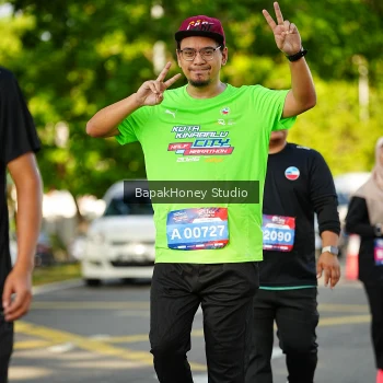 Runner Photo 4106360