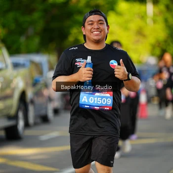 Runner Photo 4106580
