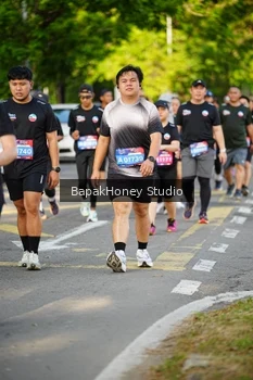 Runner Photo 4106705