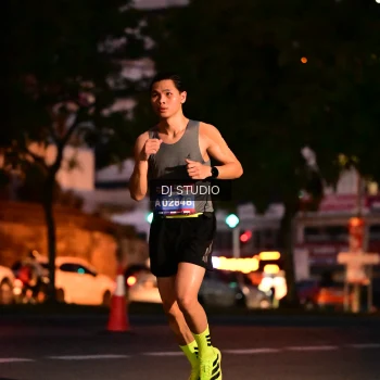 Runner Photo 4106717
