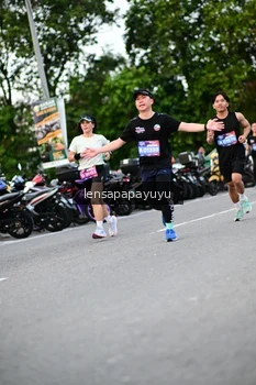 Runner Photo 4106727