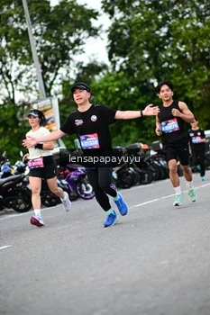 Runner Photo 4106729