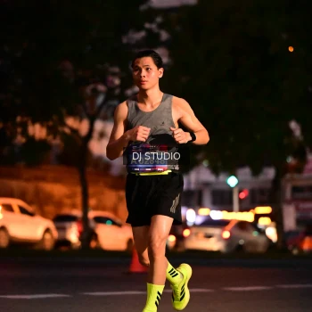Runner Photo 4106731