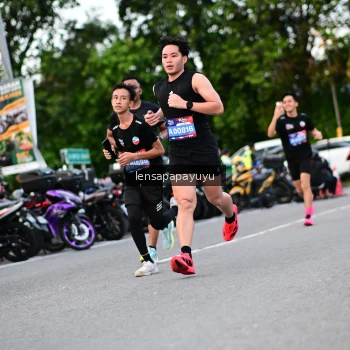 Runner Photo 4106770