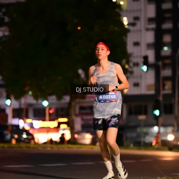 Runner Photo 4106783