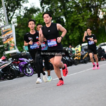 Runner Photo 4106784