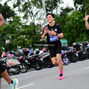 Runner Photo 4106793