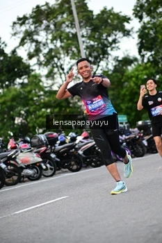 Runner Photo 4106799