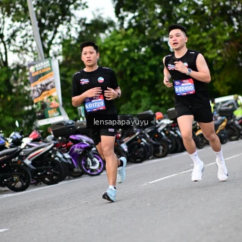 Runner Photo 4106822
