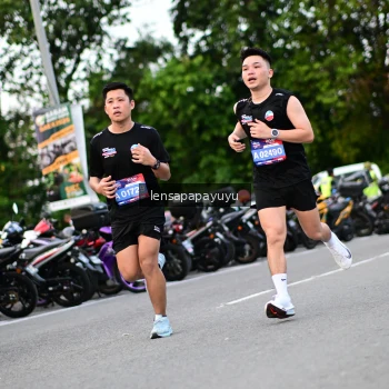 Runner Photo 4106826