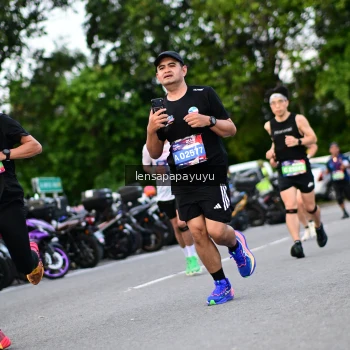 Runner Photo 4106852