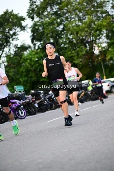 Runner Photo 4106861