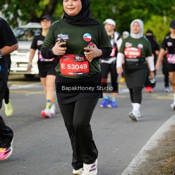 Runner Photo 4106866