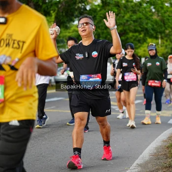 Runner Photo 4106868