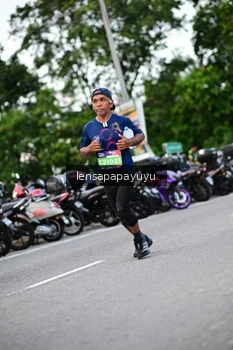Runner Photo 4106886