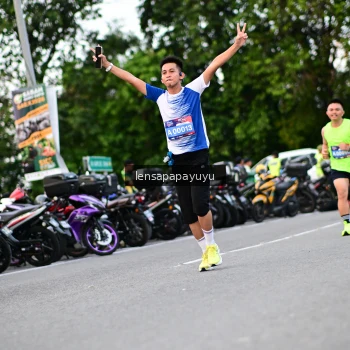 Runner Photo 4106895