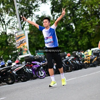 Runner Photo 4106898