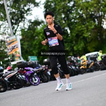 Runner Photo 4106952