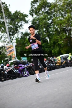 Runner Photo 4106963