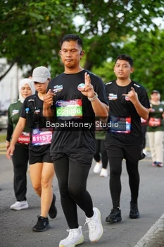 Runner Photo 4106986