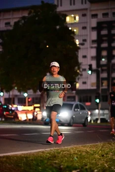 Runner Photo 4106987