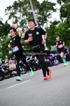 Runner Photo 4106991