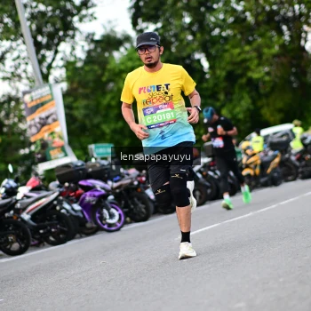 Runner Photo 4107043