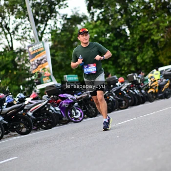 Runner Photo 4107061