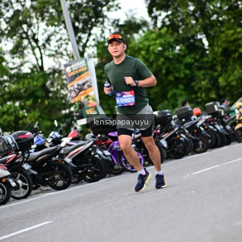 Runner Photo 4107067