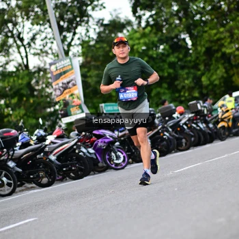 Runner Photo 4107071