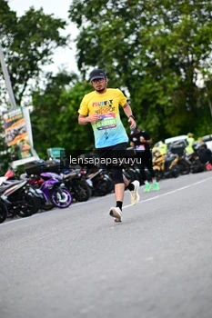 Runner Photo 4107090