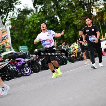 Runner Photo 4107095