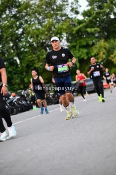 Runner Photo 4107129