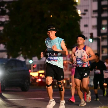 Runner Photo 4107135