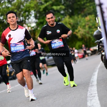 Runner Photo 4107150