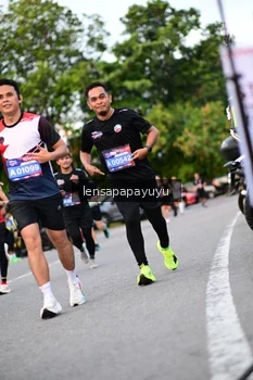 Runner Photo 4107154