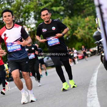 Runner Photo 4107161