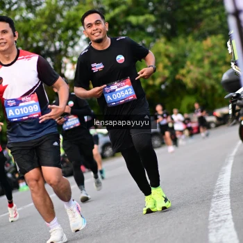 Runner Photo 4107165