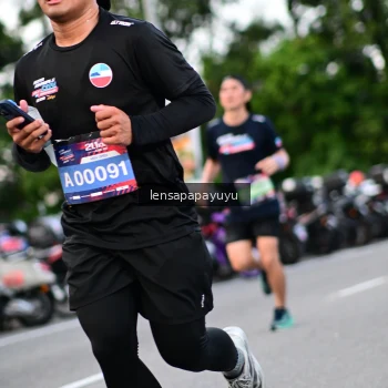 Runner Photo 4107176