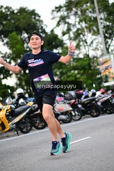 Runner Photo 4107182