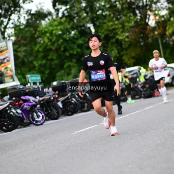 Runner Photo 4107183