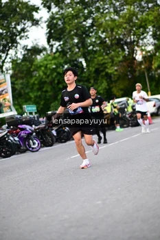 Runner Photo 4107191