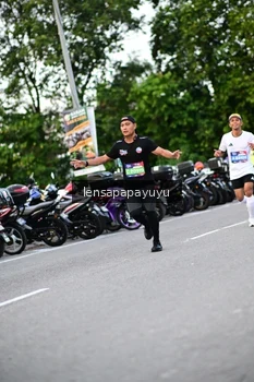 Runner Photo 4107195