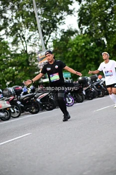 Runner Photo 4107200