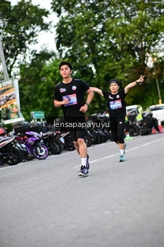 Runner Photo 4107222