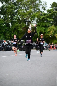Runner Photo 4107246