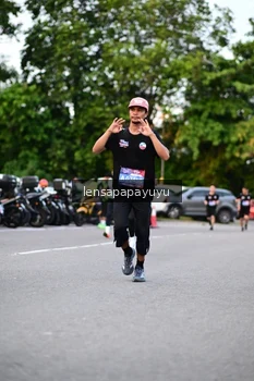 Runner Photo 4107266
