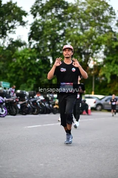 Runner Photo 4107272