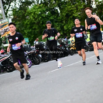 Runner Photo 4107297