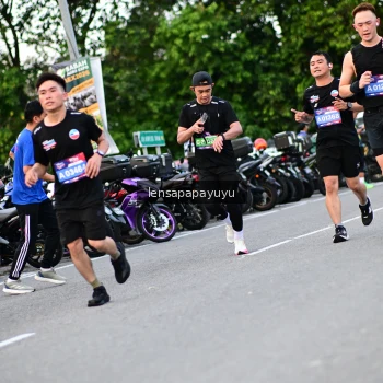 Runner Photo 4107303
